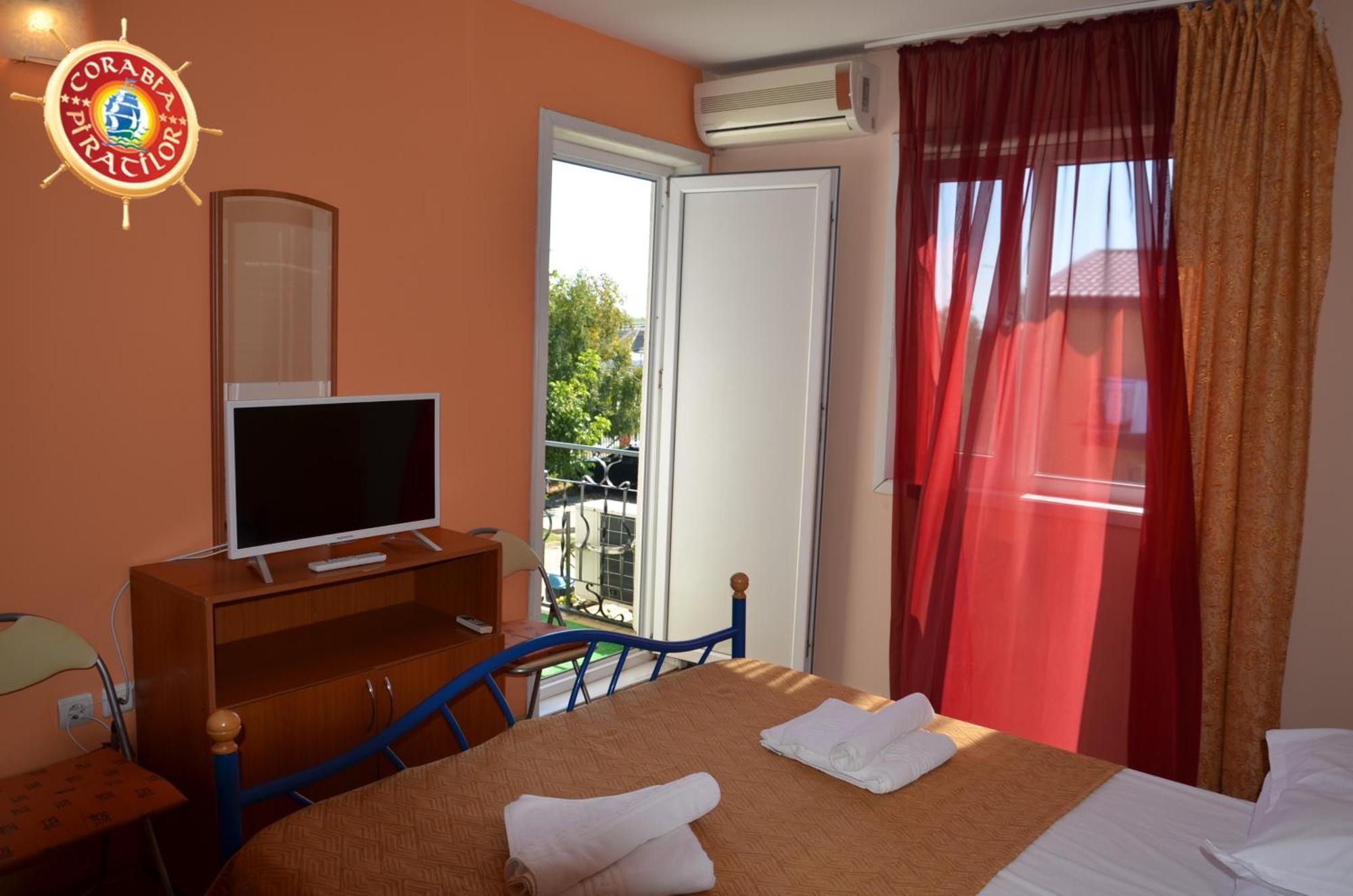 Club de Vacanta Corabia Piratilor Năvodari Habitación foto