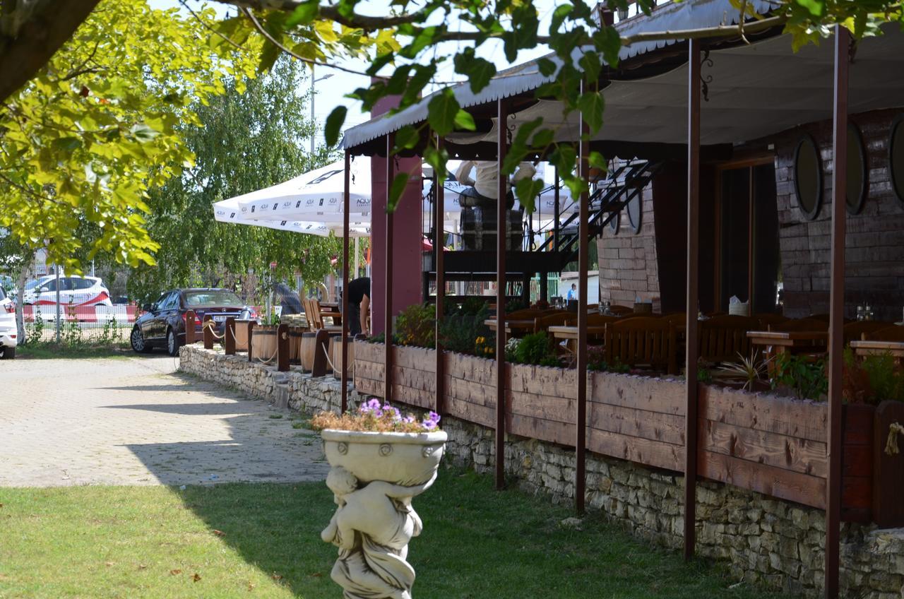 Club de Vacanta Corabia Piratilor Năvodari Exterior foto